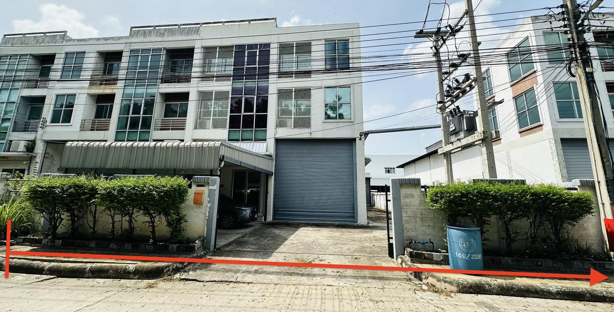 ขายมินิแฟคตอรี่สำหรับ SME หน้ากว้าง 15 เมตร ยาว45 เมตร, ทิศใต้,ราคา 8 ล้าน พร้อม Forklift และอื่นๆ  💥 อยู่ในโครงการ T.K. factory park ปทุมธานี  ติดถน 1