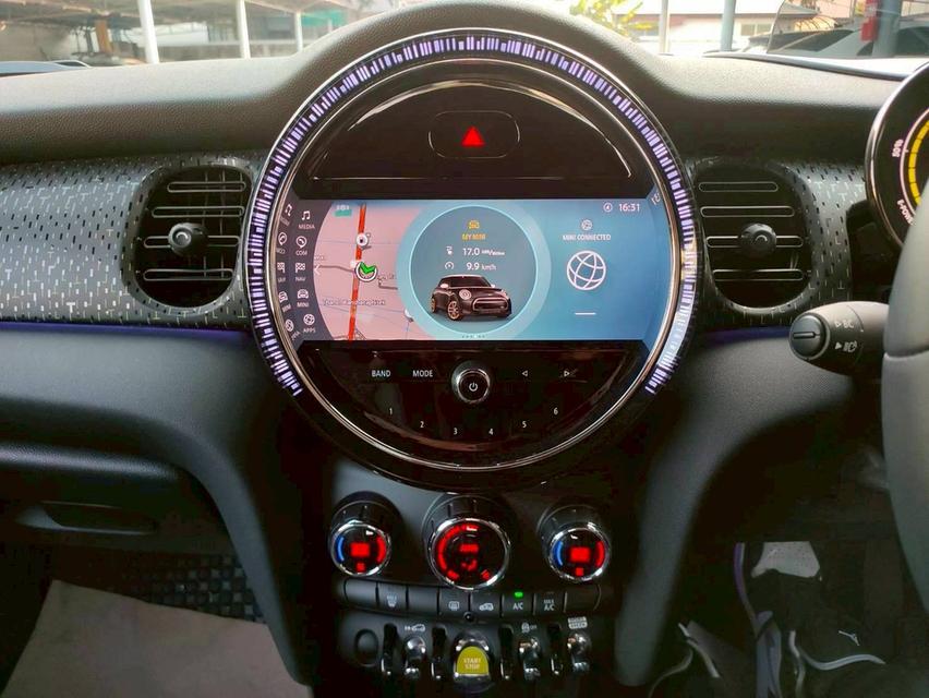 MINI COOPER SE EV LCI Enigmati Black (F56) 2022  รถไฟฟ้า 100% แบรนด์สุดหรู  ราคาประหยัดสุดคุ้ม รูปที่ 16