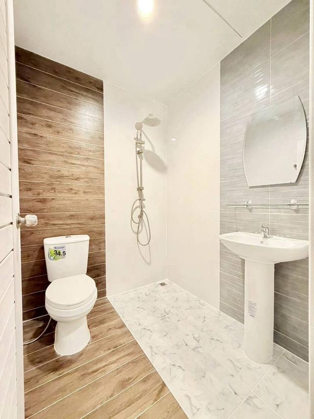 หมู่บ้านพฤกษา3  ถนนวัดลาดปลาดุก บางบัวทองทาวน์เฮาส์ 2 ชั้น ตกแต่งใหม่พร้อมอยู่ หน้ากว้าง6เมตร ใกล้ตลาดเดินทางสะดวกใกล้วินรถตู้ 16