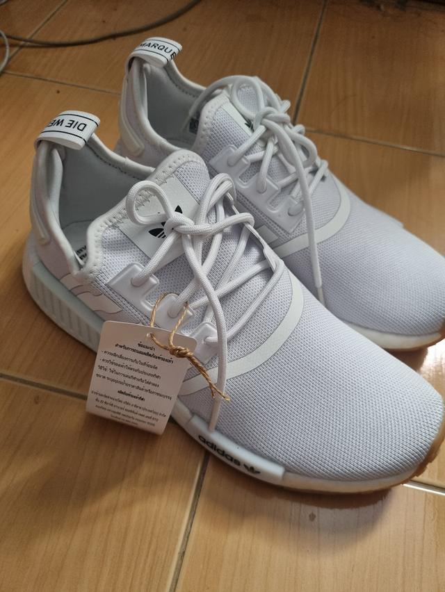 Adidas ORIGINALS MEN NMD_R1 GZ9260ขนาด UK เบอร์ 6 1/2