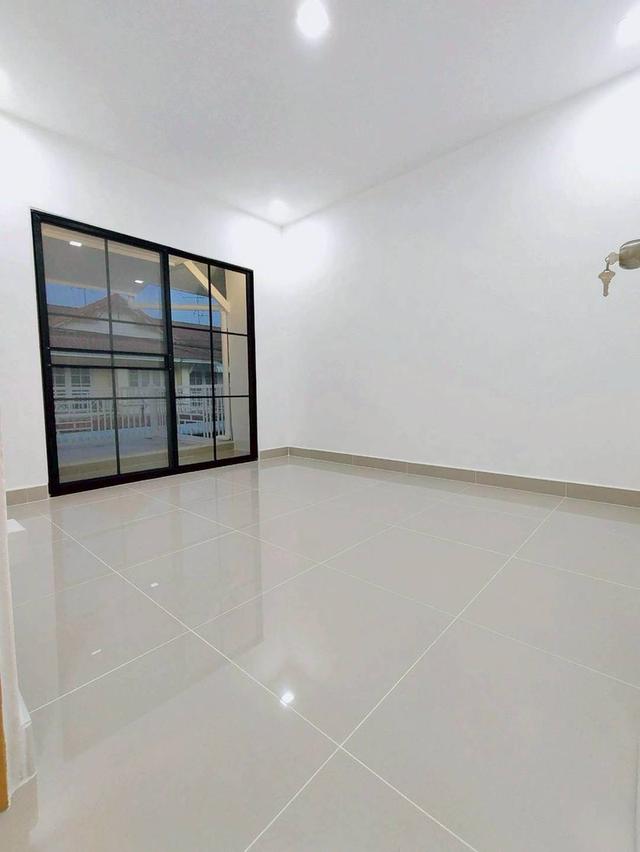 ทาวน์เฮ้าส์ 2 ชั้น รีโนเวทใหม่ พร้อมเข้าอยู่ | หมู่บ้านพฤกษา 9 คลองหลวง 13