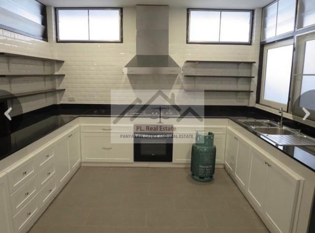 ให้เช่าบ้านเดี่ยว 2 ชั้น 150 ตร.ว. ย่านสุขุมวิท 13 เขตวัฒนา ใกล้ BTS นานา 7