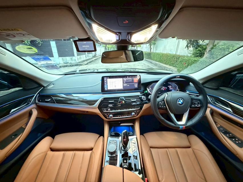 Bmw 530e Luxury Plug-in Hybrid LCI ปี 24 สีเทาดำ รูปที่ 7