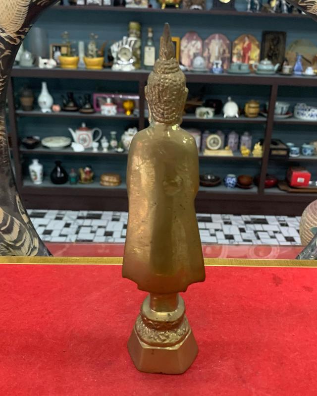 พระทองเหลือง 2