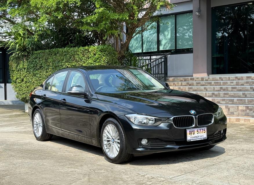 2016 BMW SERIES 3 F30 รถออกศูนย์ BMW THAILAND รถวิ่งน้อยเพียง 71,000 กม รถเข้าศูนย์ทุกระยะ ไม่เคยมีอุบัติเหตุครับ