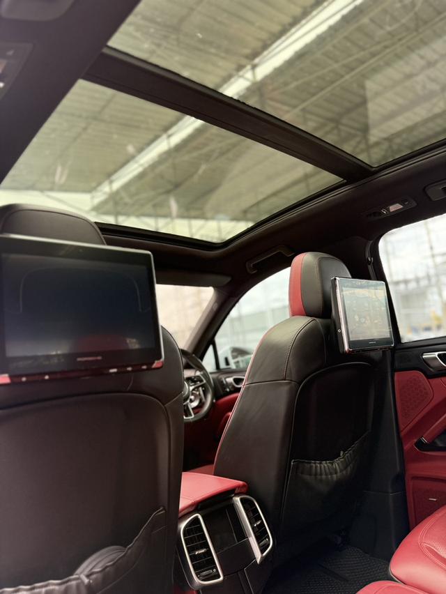 Porsche Cayenne S E-Hybrid ปี 2016 รูปที่ 16