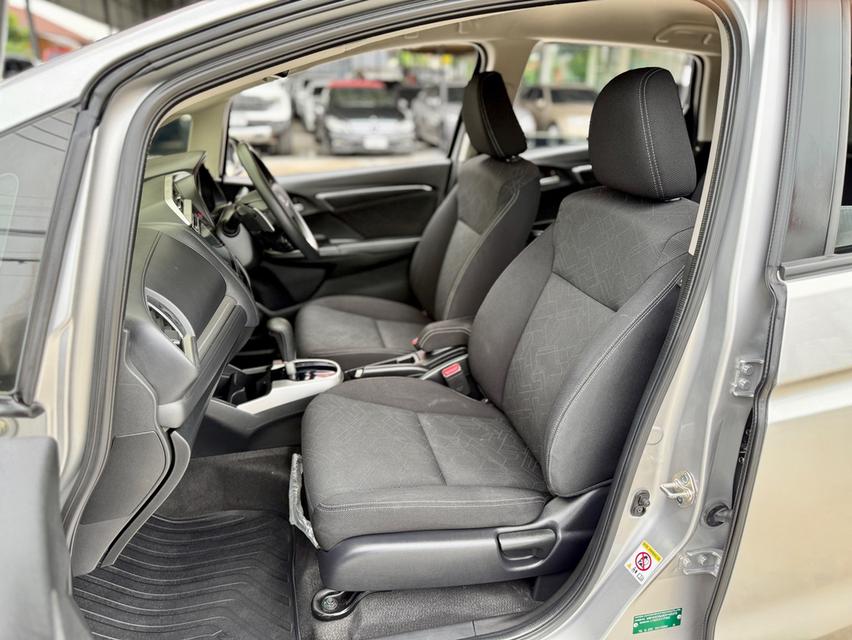 ขาย Honda Jazz 1.5SV+ ปี16 15