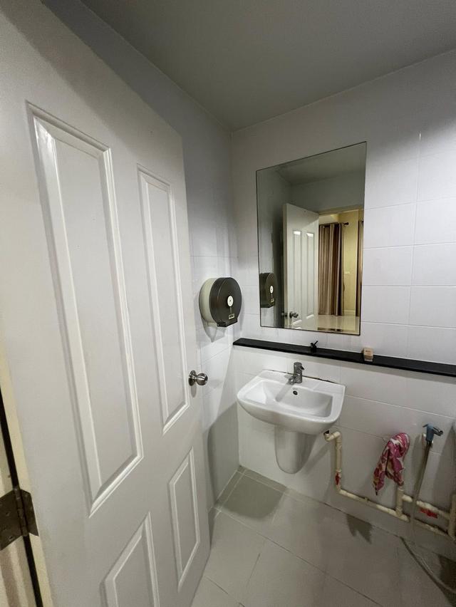 THE VILLAGE KM 8บางนา 4นอน2น้่ำ 28 ตารางวา ทิศใต้เลขมงคล 6