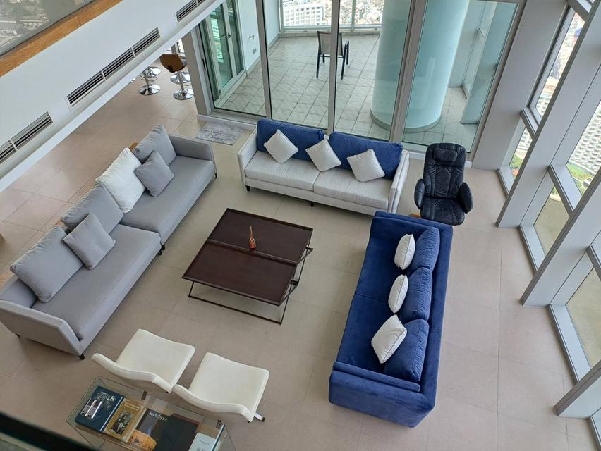 For Rent: Luxurious Duplex Condominium at The River Breathtaking River and City Views from the 67-68th Floor – 3 Bedrooms, 4 Bathrooms 10