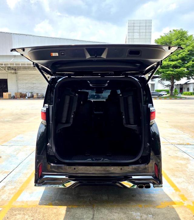 TOYOTA ALPHARD Z 2WD สีดำ ปี 2025 ไมล์ 10,000 กม. 7