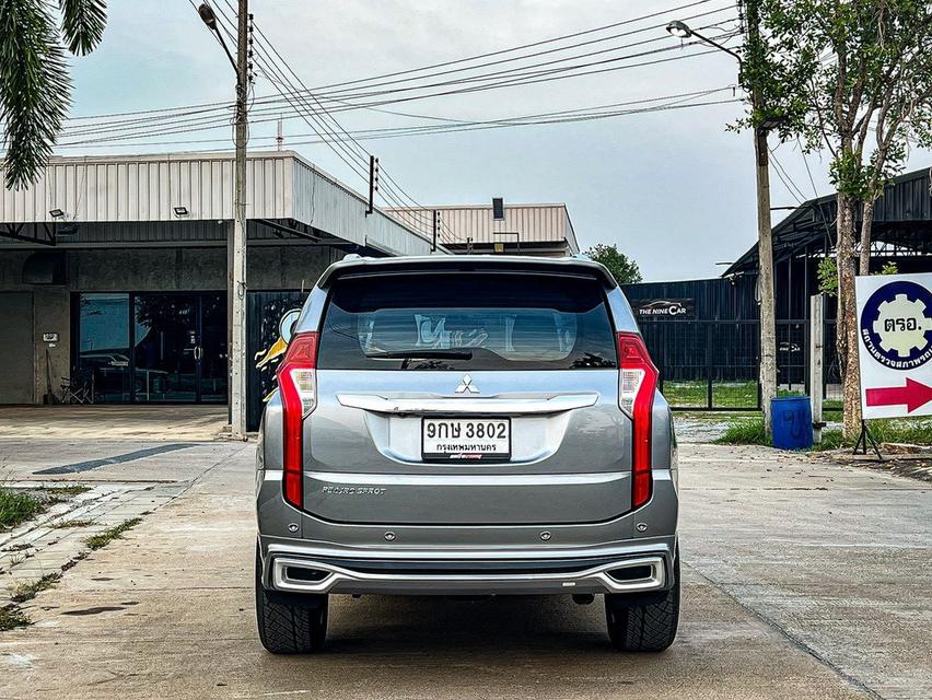 ขาย Mitsubishi Pajero 2.4GT ปี17