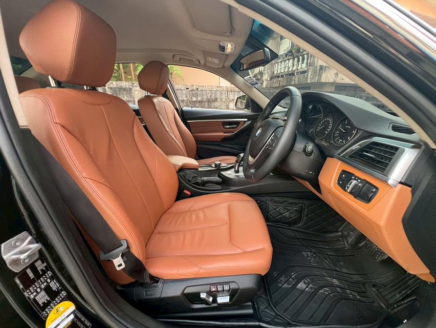 BMW SERIES 3 320d LUXURY ปี 2016 8