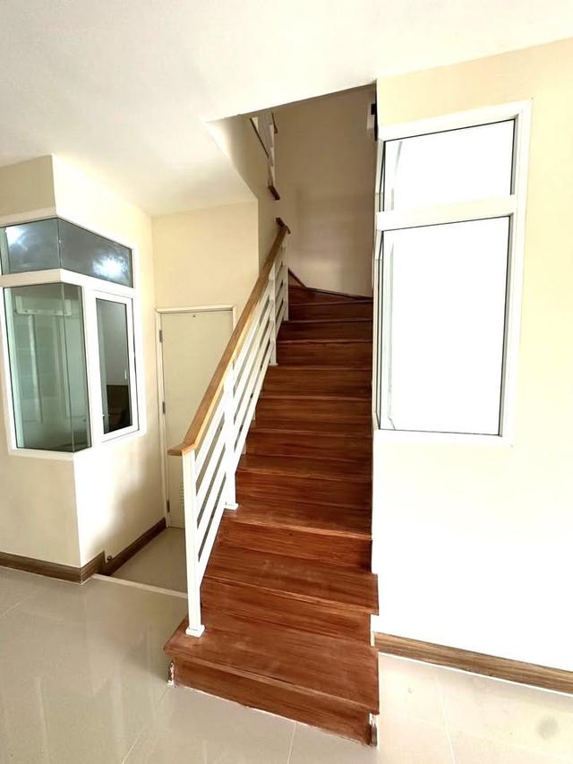 Selling town house 4 bedrooms Pattaya 3.5 Million 11