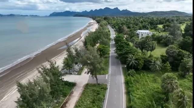 ขายที่ดิน 2 ไร่ กุยบุรี ติดถนนเลียบชายหาด กุยบุรี ห่างชายหาด 200เมตร เหมาะทำรีสอร์ท เวลเนส พูลวิลล่า 1