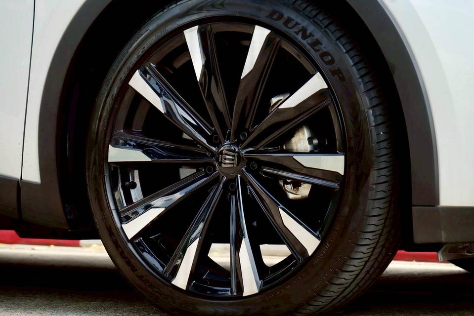 รหัสรถ PR3003 Toyota Crown Crossover RS Advance ปี 2024 9