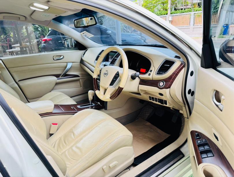 2010 เกียร์ออโต้ Nissan TEANA 2.5 250 XV V Sedan 8