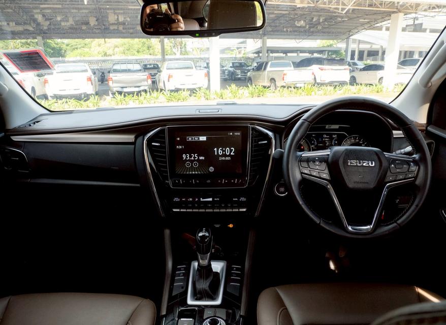 Isuzu MU-X 3.0 Ultimate 6AT 4×4