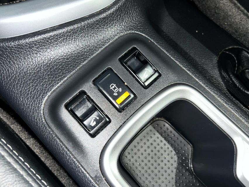 Nissan Terra 2.3 VL 2WDเครื่องยนต์: ดีเซล เกียร์: ออโต้ ปี: 2019 สี: ดำ ไมล์ 9x,xxx Km. รูปที่ 13