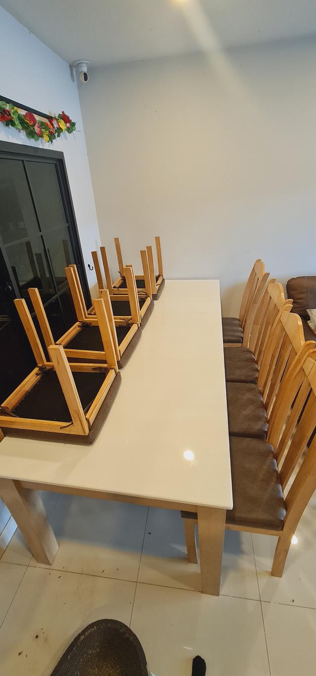 ชุดโต๊ะกินข้าวหน้าท๊อปหินอ่อนสีขาว 3