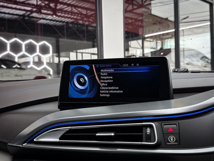 (แจ้งรหัสรถ MCA6666) 2015 BMW I8 1.5 HYBRID COUPE 4WD PLUG IN HYBRID รูปที่ 11