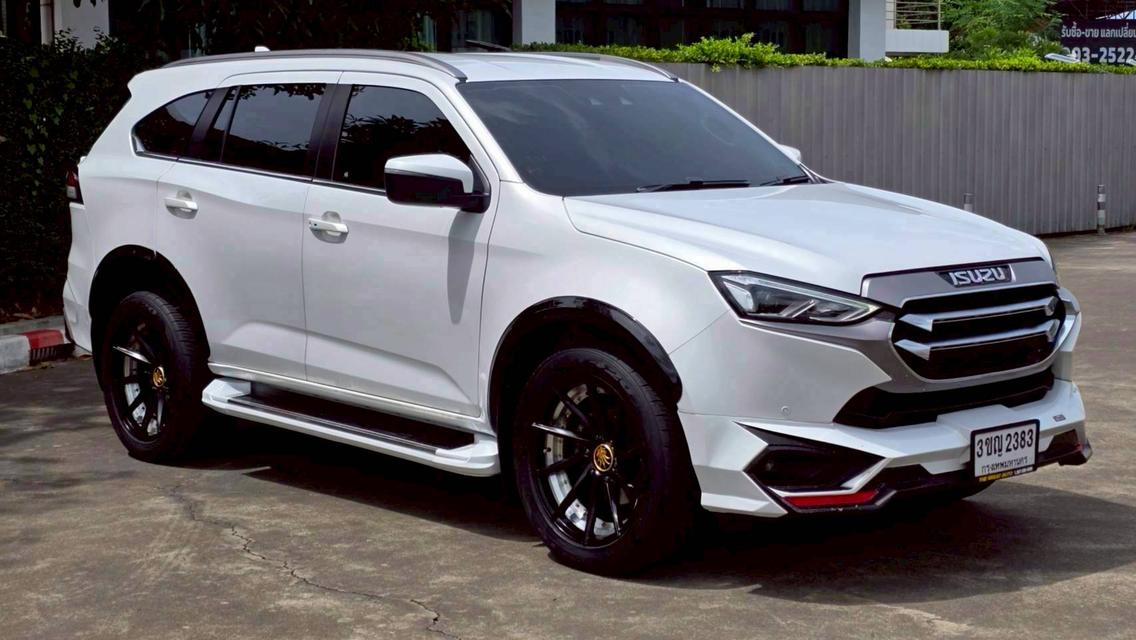 ขาย Isuzu MU-X 3.0 Ultimate 4wd ปี20 3