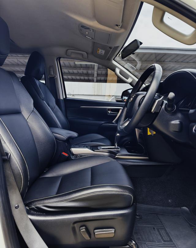 Toyota รุ่น : Fortuner 2.4 2WD รูปที่ 13