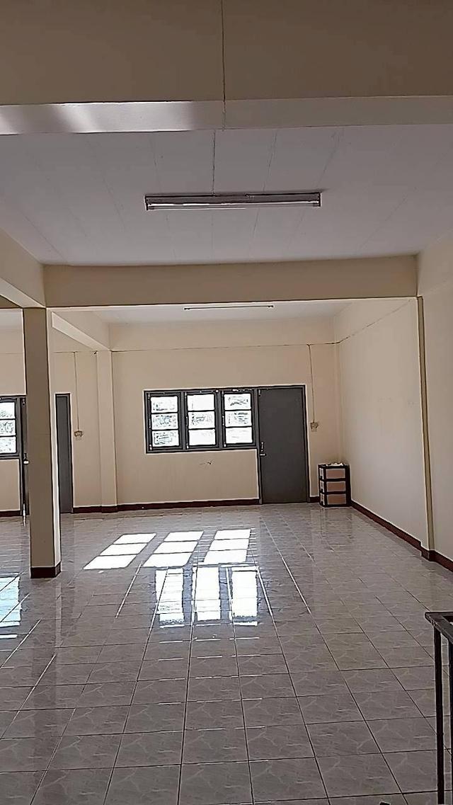 ขายอาคารพาณิชย์ 3 ชั้น 2 คูหาติดกัน อ.กบินทร์บุรี ปราจีนบุรี ติดถนนสุวรรณศร 3