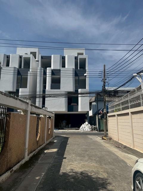 ให้เช่าที่ดิน93ตร.ว.ย่านอารีย์ อารีย์สัมพันธ์3 เหมาะกับทุกธุรกิจร้านอาหารคาเฟ่สปาสตูดิโอหรือโฮมออฟฟิศ ใกล้กระทรวงการคลัง 4