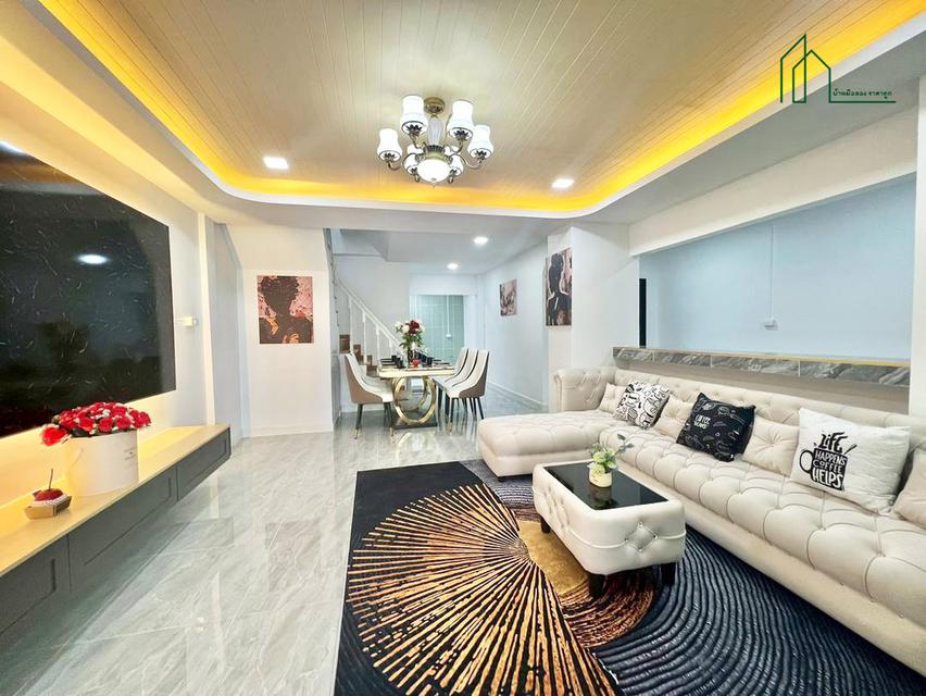 ทาวน์เฮ้าส์ 2ชั้น หมู่บ้าน เค.ซี.รามอินทรา 8 ถนนไทยรามัญ คลองสามวา 8