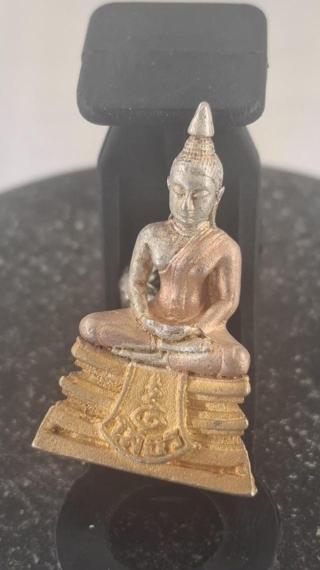 เหรียญพระเครื่องเก่า