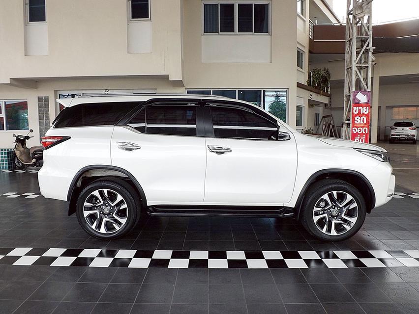 รหัสรถ KCY8558 TOYOTA FORTUNER 2.4V AUTO 4WD ปี 2021