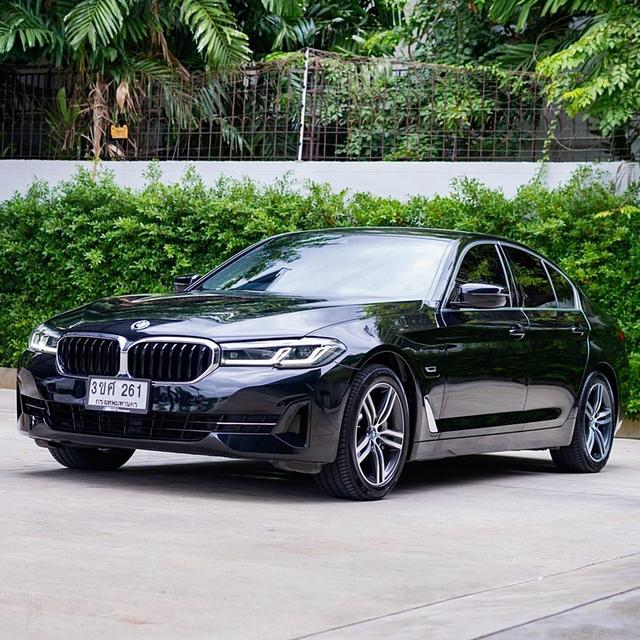 BMW 530E 2.0 ELITE G30 LCI 2023ซีดานผู้บริหาร Plug-in Hybrid ชาร์จไฟได้ รูปย่อยที่ 2