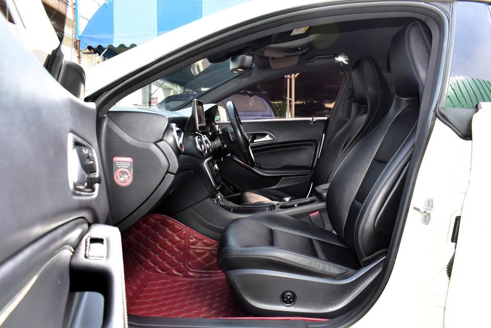 รหัสรถ PB3302 BENZ CLA 180 W117 AUTO 2015 เบนซิน รูปที่ 16