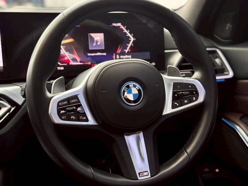 BMW 330e M Sport LCI 2023 รถสภาพป้ายแดง แต่ถูกกว่ากันเป็นล้าน 14