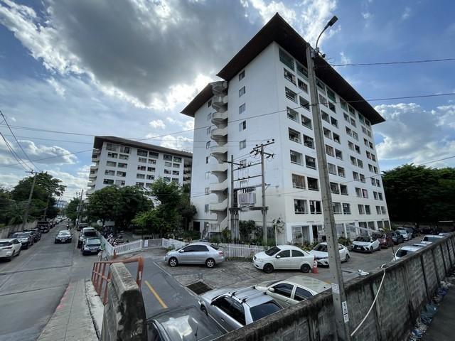 PB5471 ขายคอนโดมิเนียม วิวสระว่ายน้ำ คอนโดซิตี้วิลล่า (City Villa) ซอยลาดพร้าว130 ตึกF1 ชั้น9 ห้องมุม ห้องเปล่ารีโนเวทใหม่ ใกล้ MRT ลาดพร้าว 101 