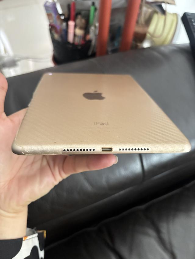 iPad mini 4 64gb สภาพดีมาก ใช้น้อย 4400฿ สภาพแบตใช้งานได้ดี ปกติ เหมือนใหม่ 