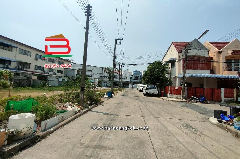 ที่ดินเปล่า หมู่บ้าน สราญธร คลอง 4 เนื้อที่ 191 ตร.ว ใกล้โลตัสคลอง 4 ตำบลบึงยี่โถ อำเภอธัญบุรี จังหวัดปทุมธานี