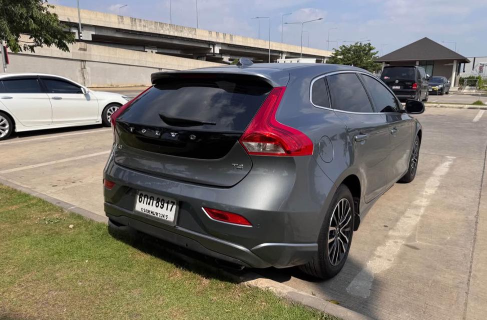 ขายรถ Volvo V40 T4 3