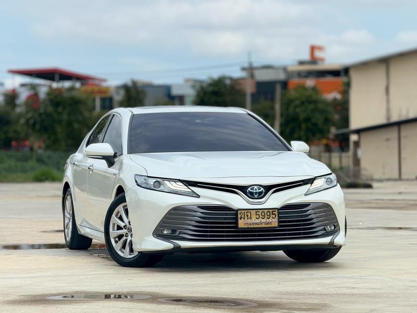 Toyota Camry 2.5 Hybrid Premium luxury top 2018