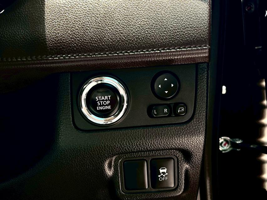 mitsubishi xpander 1.5 TOP 6