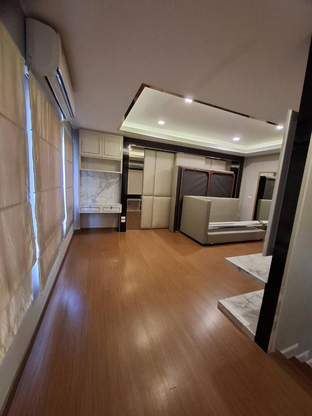 บ้านทาวน์โฮม กลางกรุง 17