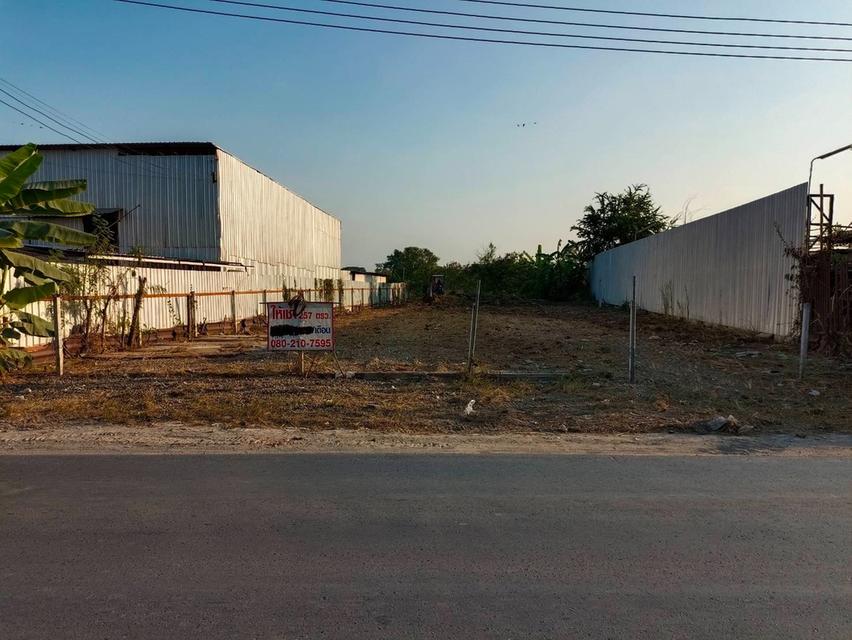 ขาย/ให้เช่า ที่ดินทำเลดีมาก 4 แปลง ติดหน้าถนนราษฎร์นิมิต เขตคลองสามวา พื้นที่  หน้ากว้าง 18 ลึก 57 เมตร(257 ตรว.)  และ หน้ากว้าง 35 ลึก 40 เมตร (355 