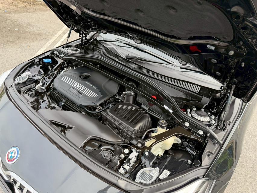 BMW 220i Grand Coupe MSportปี 2023 BSI: 03/2028 (5yrs/100,000km)Warranty: 03/2028(5yrs/200,000km) 17