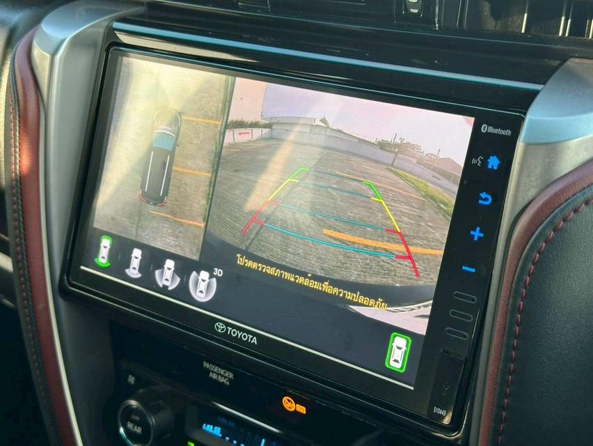 Toyota Fortuner 2.4 Legender 2WD ปี 2021 17