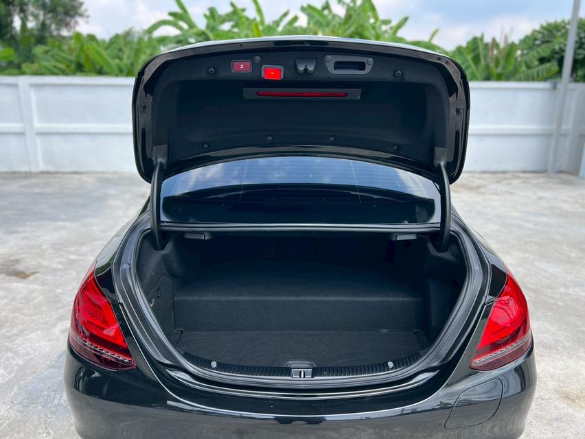 ปี 2019 BENZ C-CLASS, C300e AVANTGARDEโฉม W205 ปี14-23 สีดำ 18