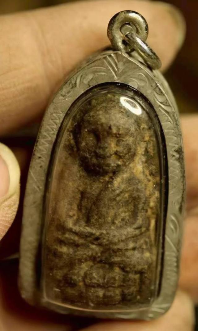 หลวงปู่ทวดพิมพ์พระรอด