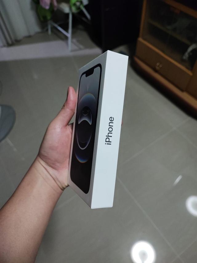 ส่งต่อ iPhone 16e 128GB สี Black มือ 1 2