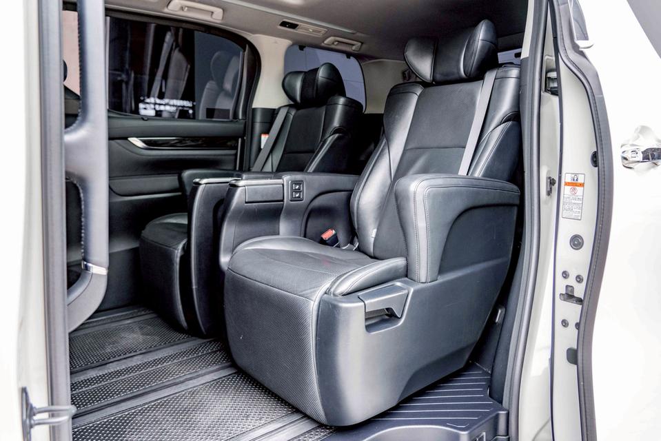 รหัสรถ NP2379 TOYOTA VELLFIRE 2.5V 2016 15