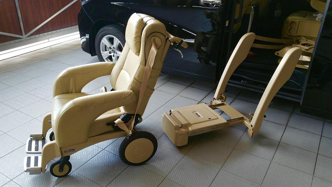 ขาย Welcab เบาะผู้สูงอายุ ติดรถยนต์ 2