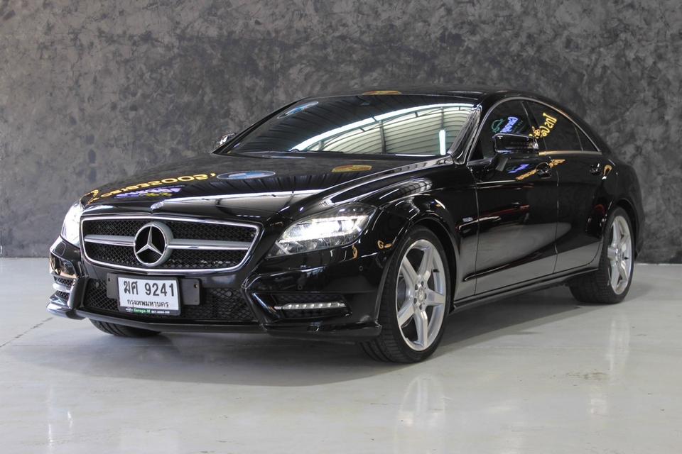 รหัสรถ JRS9241 หล่อขนาดนี้จะอดใจไหวหรอ กับ Benz CLS 250CDI 2012